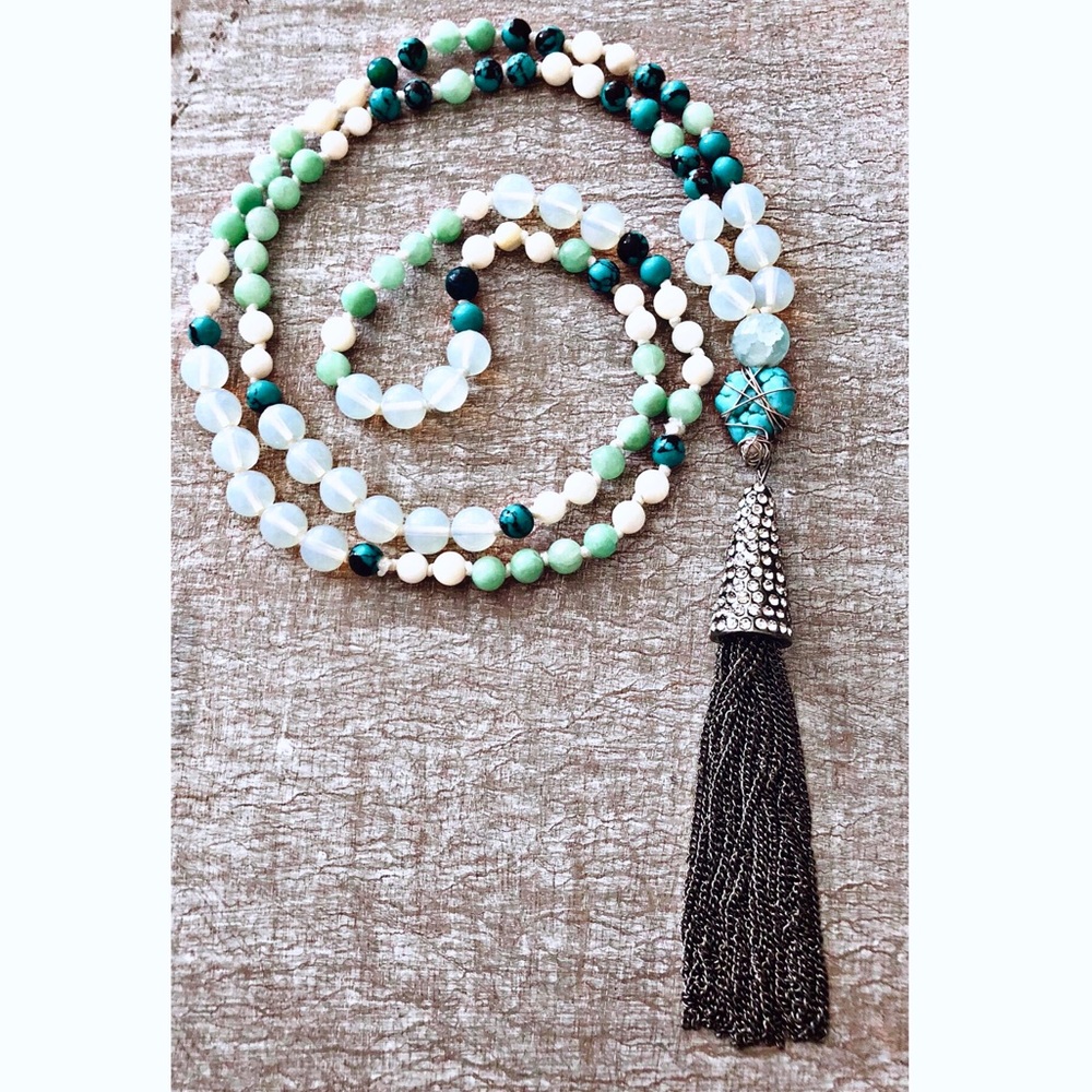 Mala Aventurine & Howlite Necklace